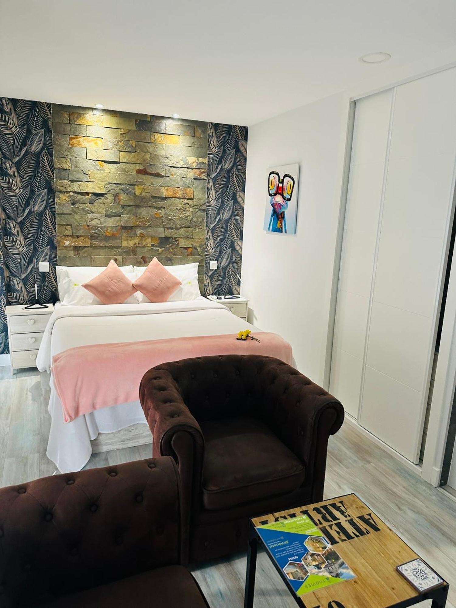 T-Homes - Cuenca Madrid Kültér fotó